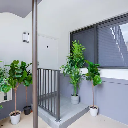 Chic Miami Escape In Prime Location Apartment Exterior photo