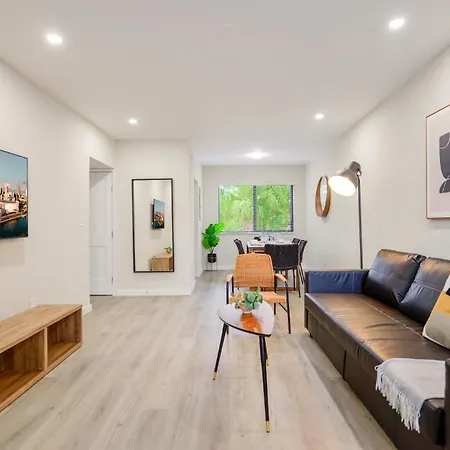 Chic Miami Escape In Prime Location Apartment Exterior photo