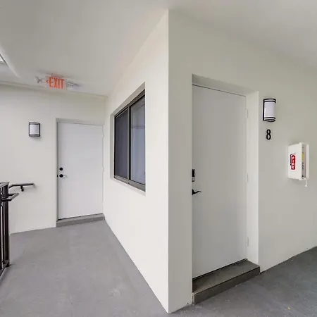 Chic Miami Escape In Prime Location Apartment Exterior photo