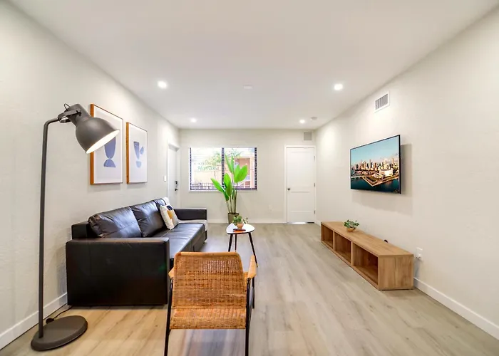 Chic Miami Escape In Prime Location